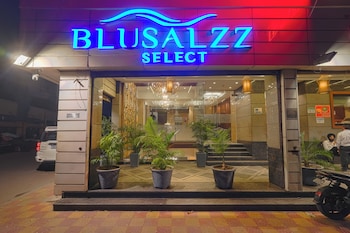 blusalzz select city centre near golden temple