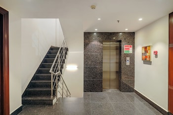 blusalzz select city centre near golden temple