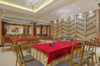 blusalzz select city centre near golden temple