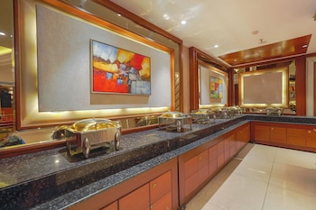 blusalzz select city centre near golden temple