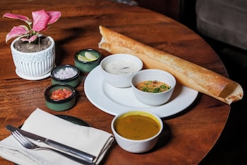 blusalzz select city centre near golden temple