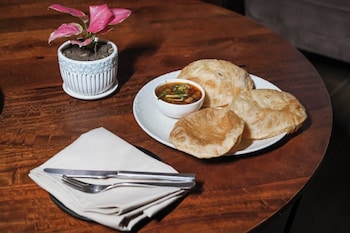 blusalzz select city centre near golden temple