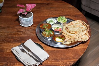 blusalzz select city centre near golden temple