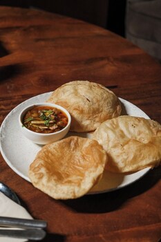 blusalzz select city centre near golden temple