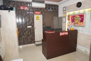 Hotel Silver Inn,,3 star