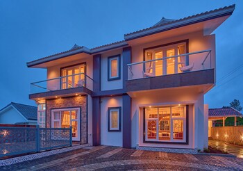 Villa Terra Verde By Voye Homes,,2 star