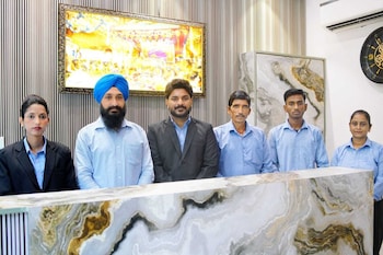 hotel divine stay