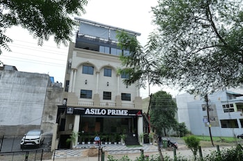 Asilo Prime,,3 star