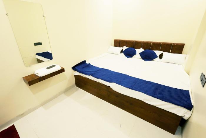 hotel ujjain dwarka palace