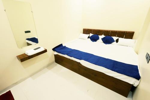 hotel ujjain dwarka palace