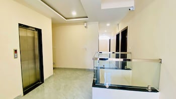 Hotel Anand Palace & Restaurant,,3 star