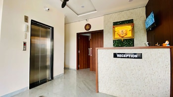 hotel anand palace and restaurant