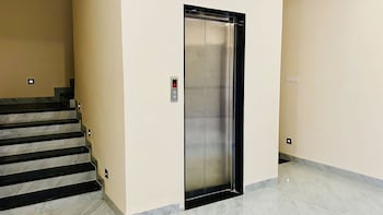 hotel anand palace and restaurant