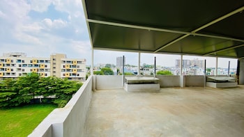 hotel anand palace and restaurant