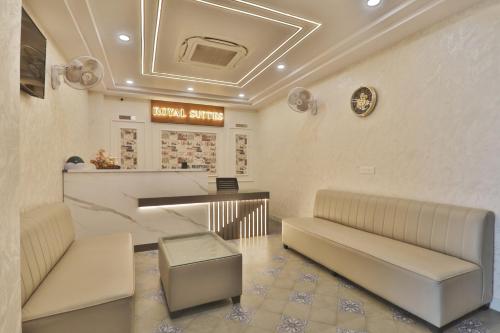 hotel royal suites