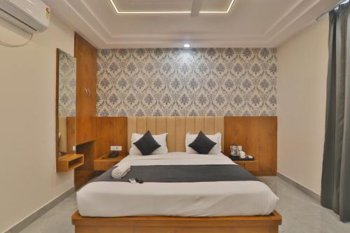 hotel royal suites