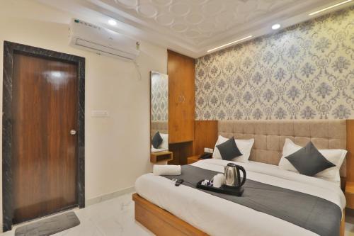 hotel royal suites
