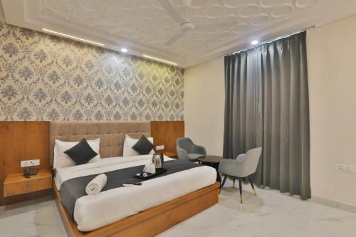 hotel royal suites