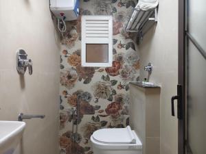 Giri Comfort,,3 star