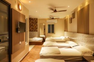 Giri Comfort,,3 star