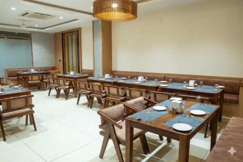 opo horizon surbhi grant khatu shyam