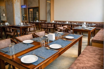 opo horizon surbhi grant khatu shyam