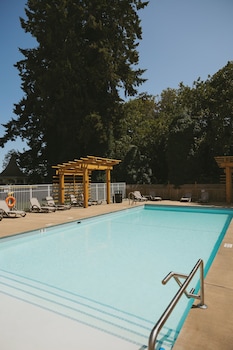 bayside resort ascend hotel collection