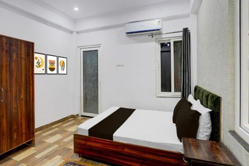 Hotel O Golden Majestic,,3 star