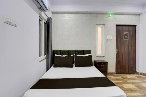 Hotel O Golden Majestic,,3 star