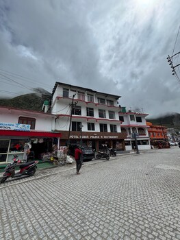 hotel kuber palace badrinath