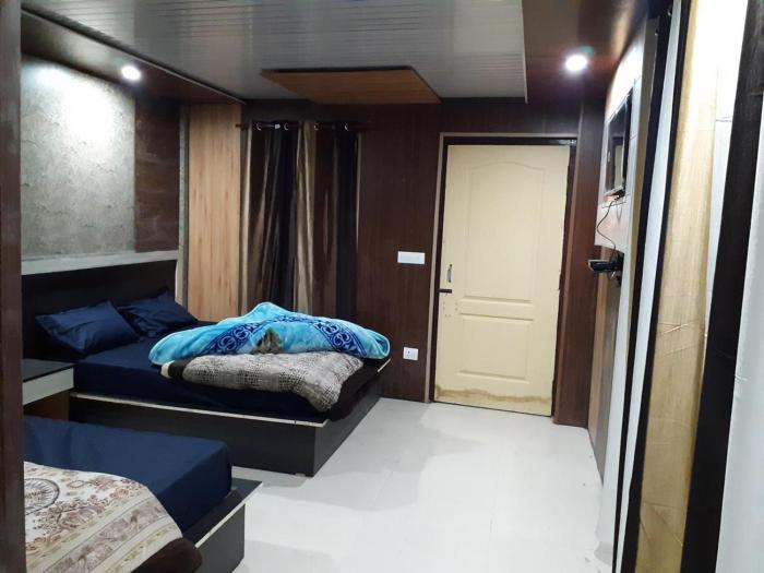 hotel kuber palace badrinath