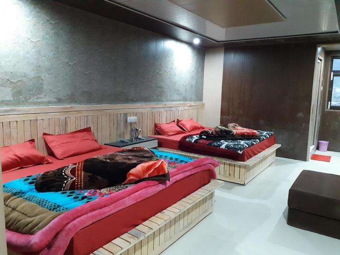 hotel kuber palace badrinath