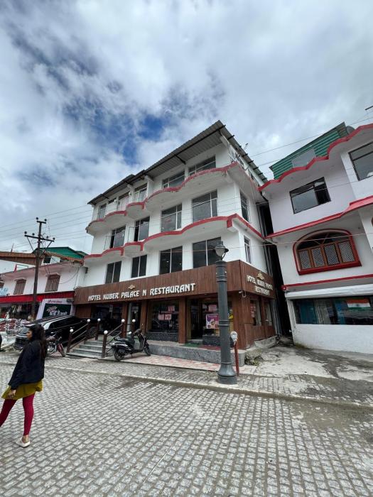 hotel kuber palace badrinath