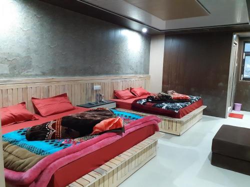 hotel kuber palace badrinath