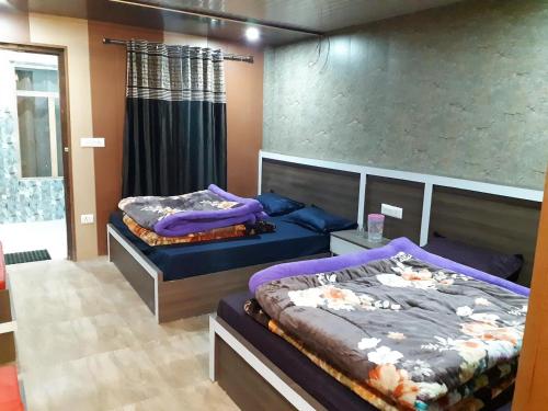 hotel kuber palace badrinath