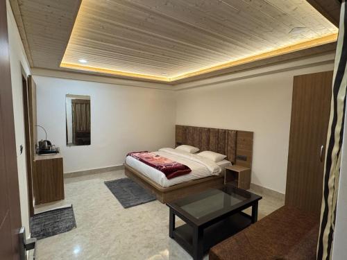 hotel kuber palace badrinath