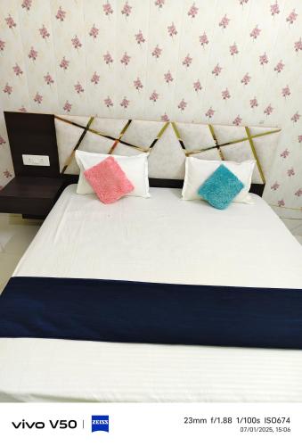 pushpanjali grand inn