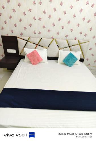 pushpanjali grand inn