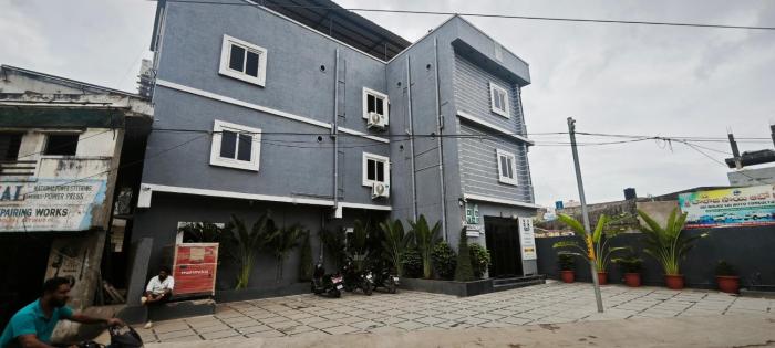 stayz royale lb nagar