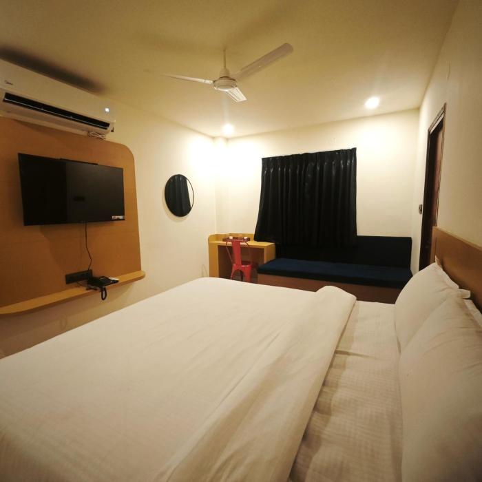 stayz royale lb nagar