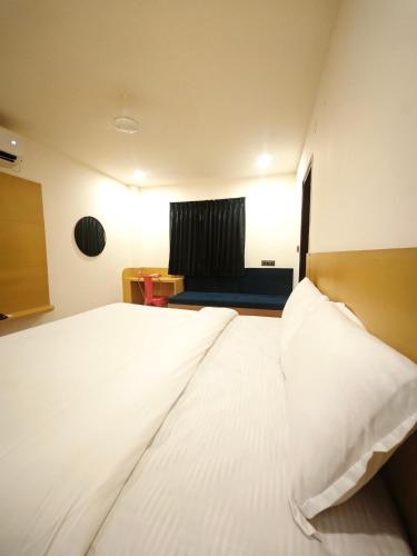 stayz royale lb nagar