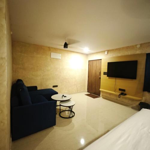 stayz royale lb nagar