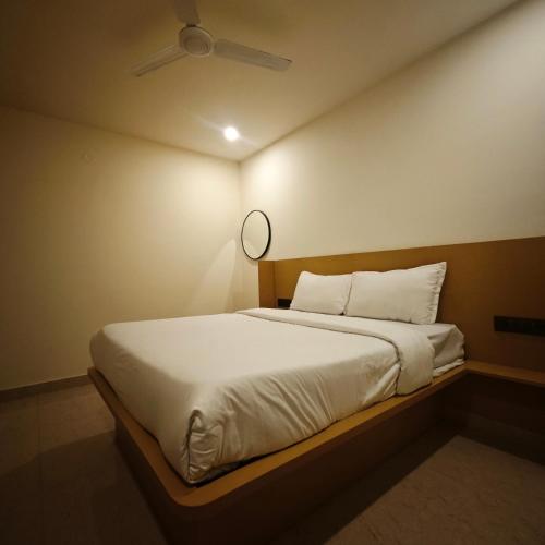 stayz royale lb nagar