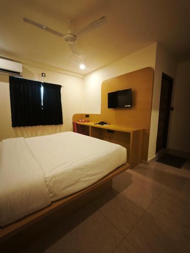 stayz royale lb nagar