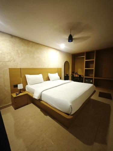stayz royale lb nagar