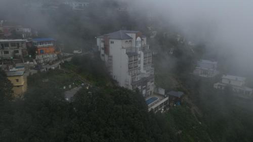 q nest by quadrillion hotels lansdowne