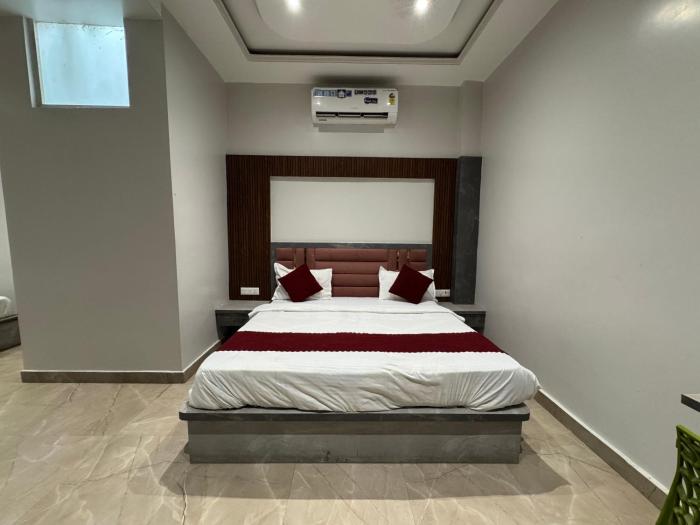 hotel vrinda orchid inn