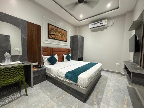 hotel vrinda orchid inn