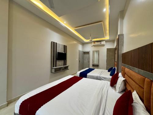 hotel vrinda orchid inn