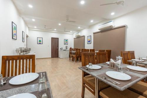 treebo flora embassy